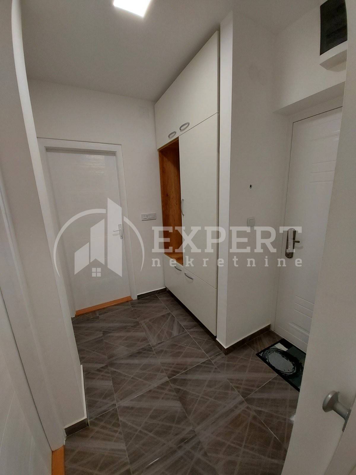 Jednosoban stan, 48 m2, Centar, Generala Milojka Lešjanina ID: i-012690 7