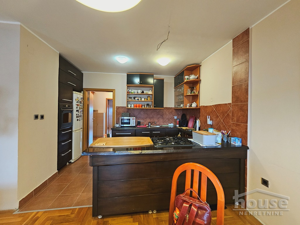 Stan,NOVI SAD,NOVA DETELINARA 143m2,267800€ , ID: 1061402 9