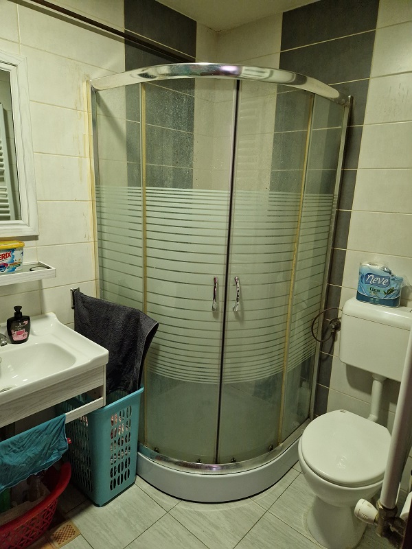 Prodajem stan u Rumi 4