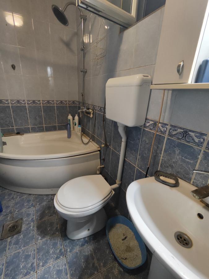 Stan u kući na Levču  od 72m2 na gradskoj lokaciji po ceni jednosobnog stana 10