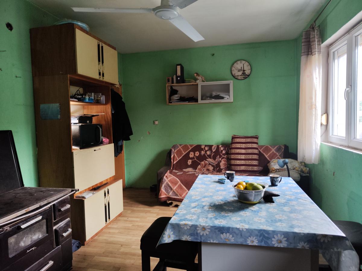 Stan u kući na Levču  od 72m2 na gradskoj lokaciji po ceni jednosobnog stana 6