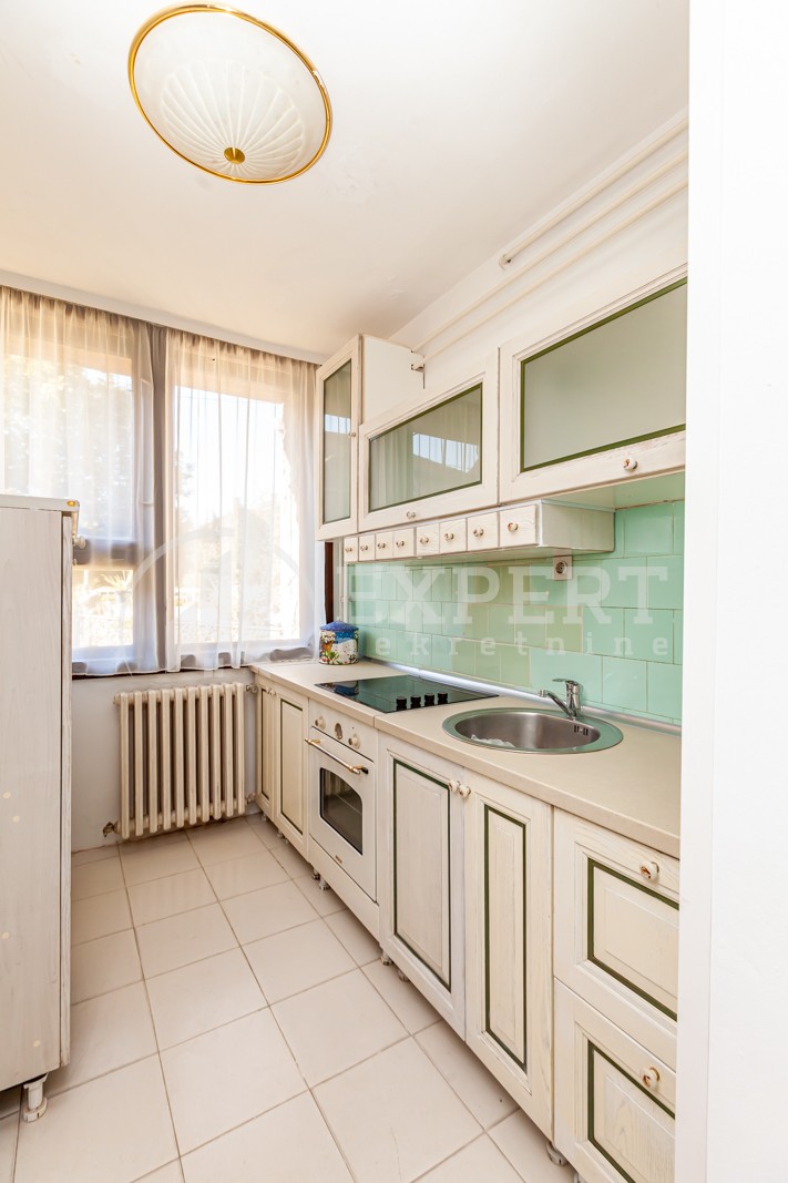 četvorosobna kuća, 400 m2, Dom zdravlja, Vojvode Tankosića ID: p-012717 8