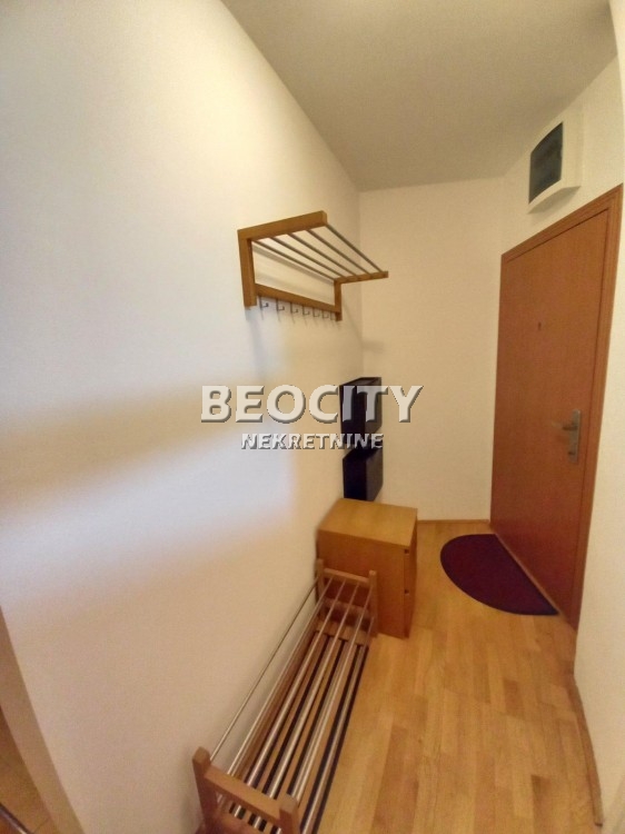 Dvosoban stan, 42 m2, Grbavica, Braće Ribnikar ID: 79996 8