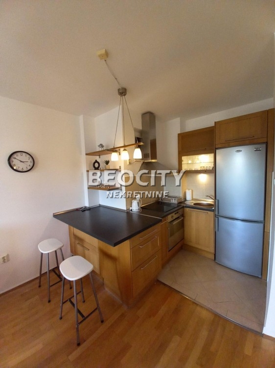 Dvosoban stan, 42 m2, Grbavica, Braće Ribnikar ID: 79996 4