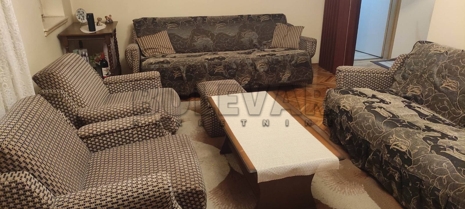 Dvosoban stan, 68 m2, Marger, Trg 14. oktobra ID: i-012715 2