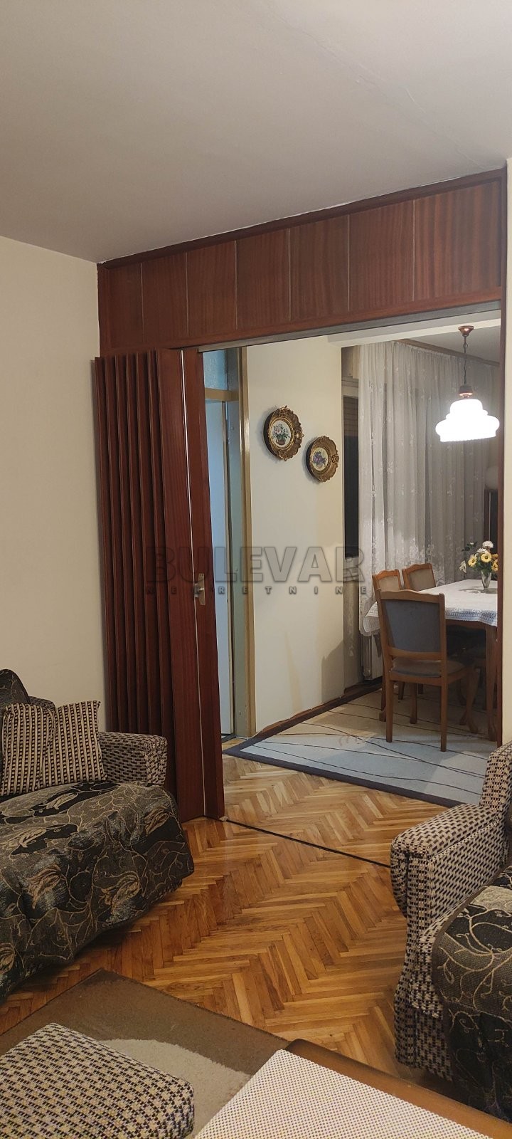 Dvosoban stan, 68 m2, Marger, Trg 14. oktobra ID: i-012715 7