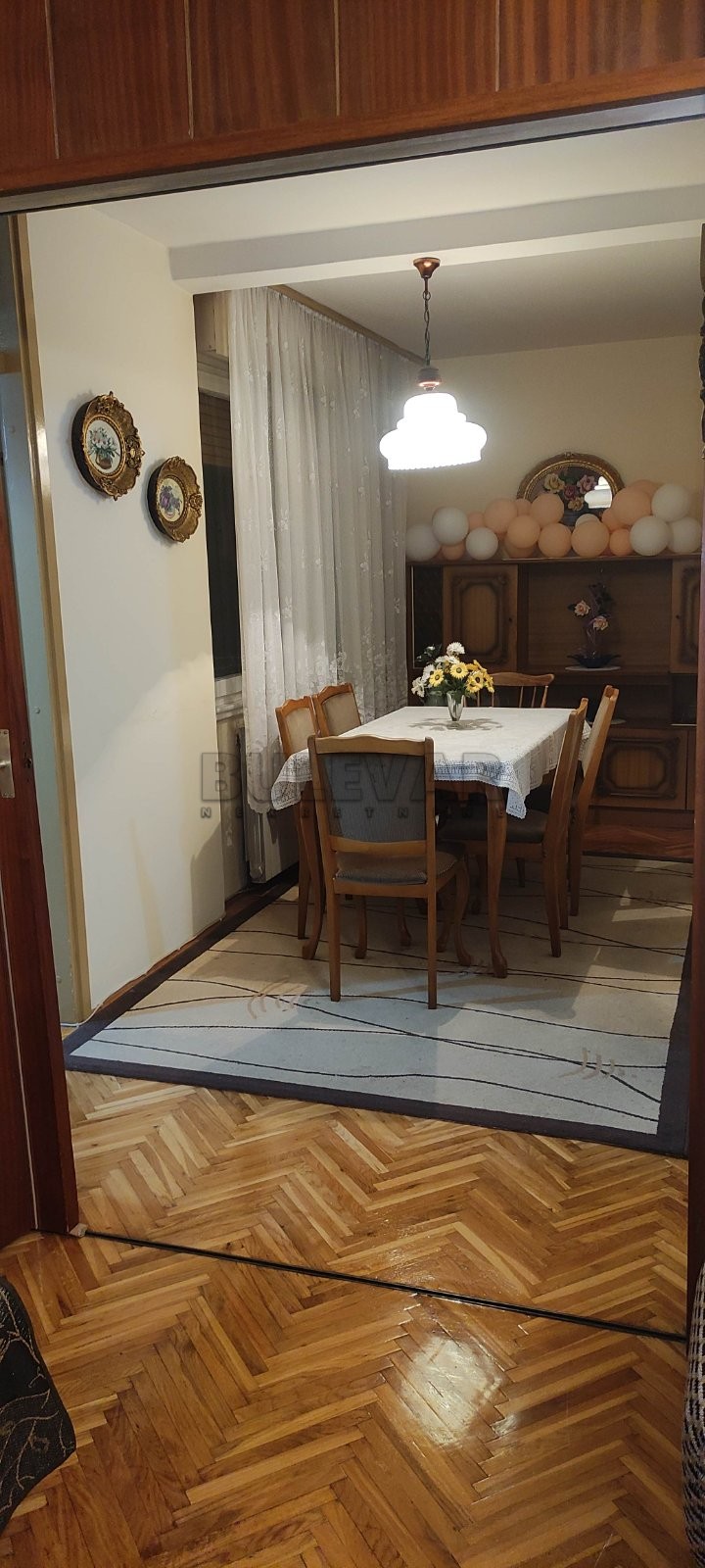 Dvosoban stan, 68 m2, Marger, Trg 14. oktobra ID: i-012715 8