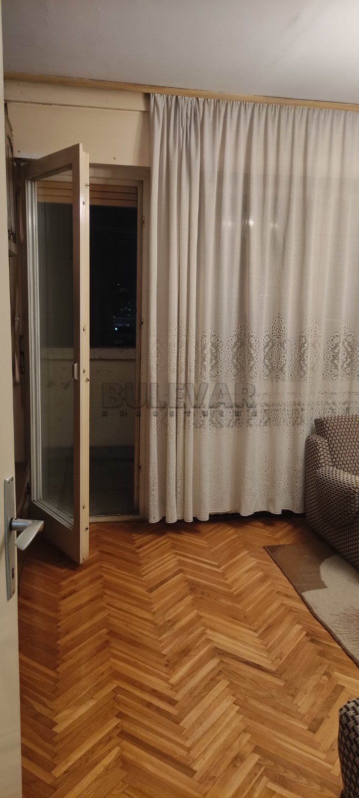 Dvosoban stan, 68 m2, Marger, Trg 14. oktobra ID: i-012715 1