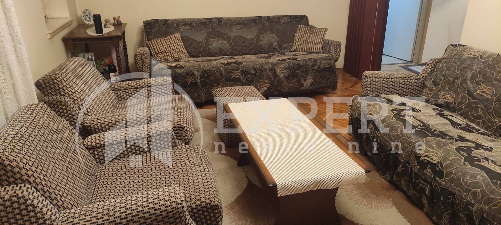 Dvosoban stan, 68 m2, Marger, Trg 14. oktobra ID: i-012715 2