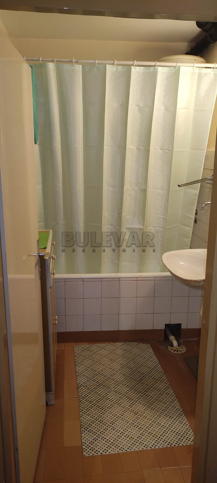 Dvosoban stan, 68 m2, Marger, Trg 14. oktobra ID: i-012715 14