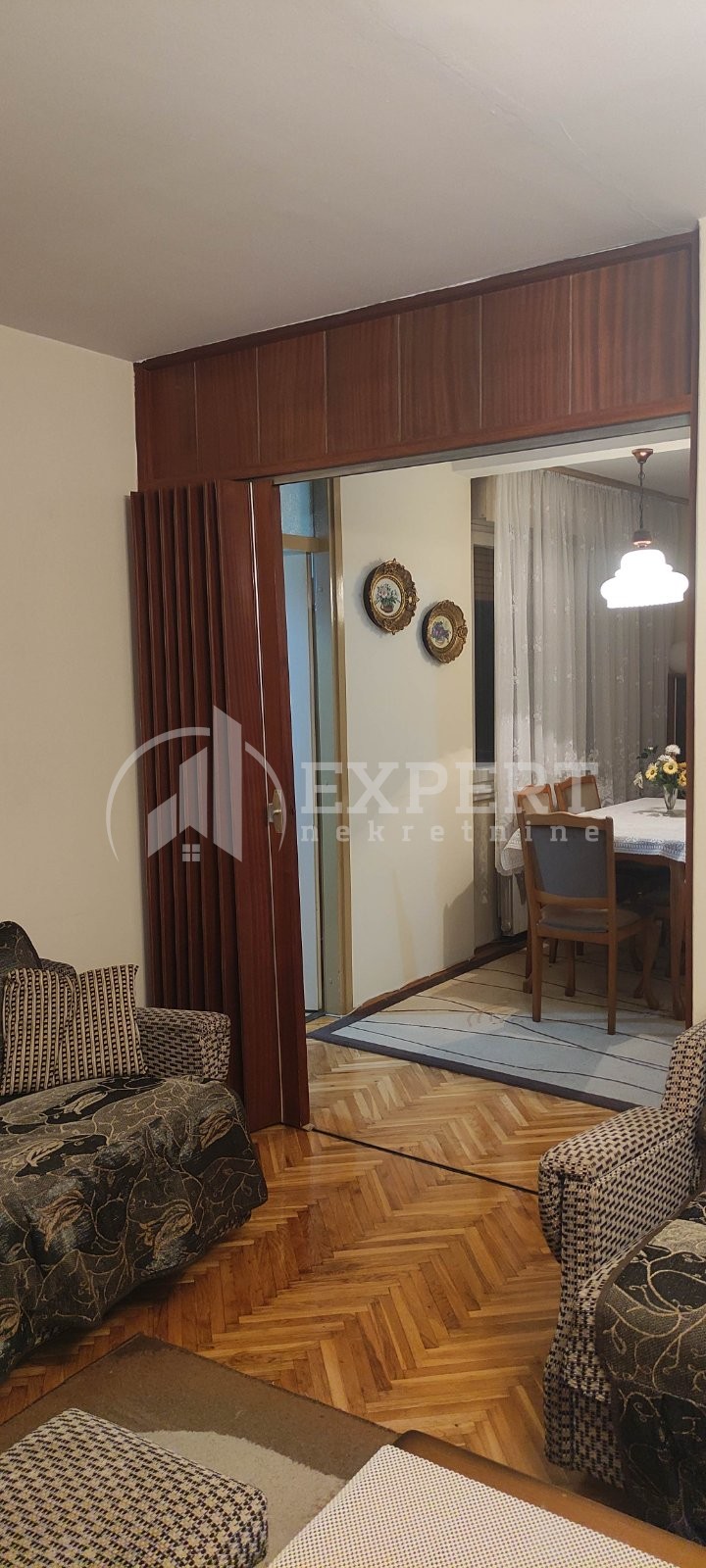 Dvosoban stan, 68 m2, Marger, Trg 14. oktobra ID: i-012715 7