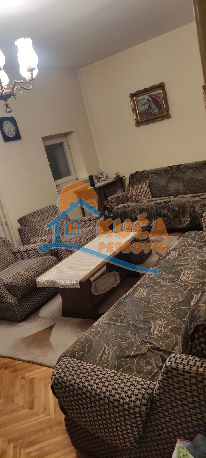 Dvosoban stan, 68 m2, Marger, Trg 14. oktobra ID: i-012715 5