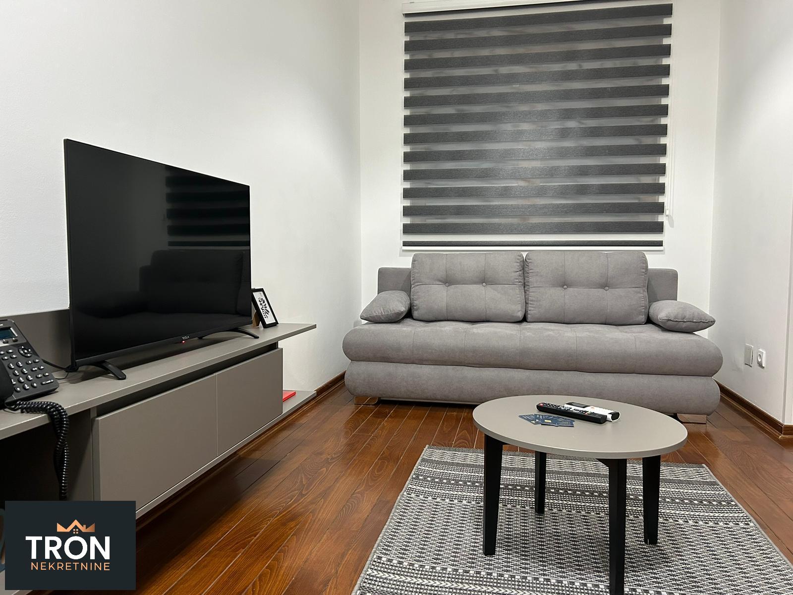 Lux apartman  u hotelskom kompleksu 36m2 1