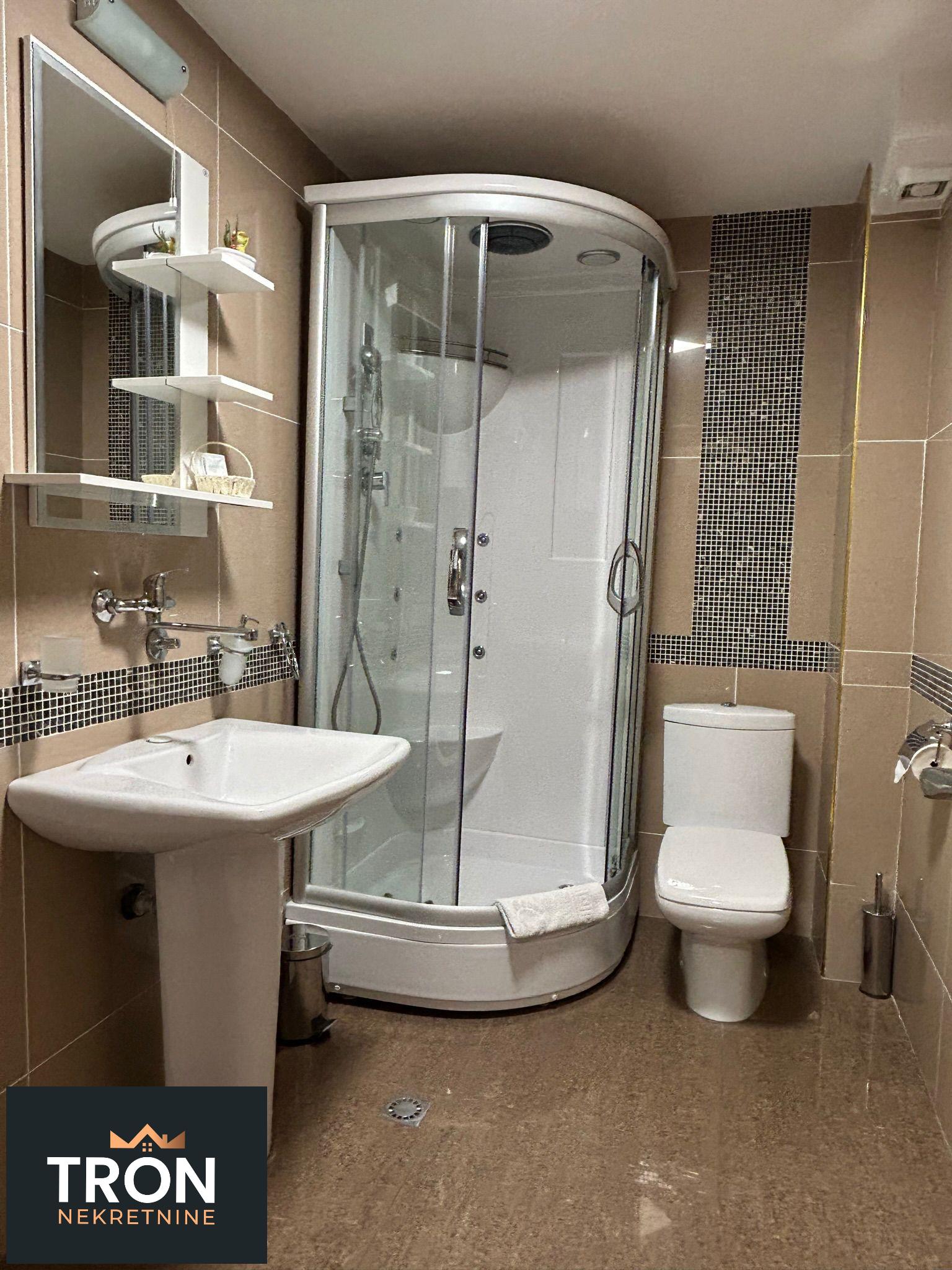 Lux apartman  u hotelskom kompleksu 33m2 5