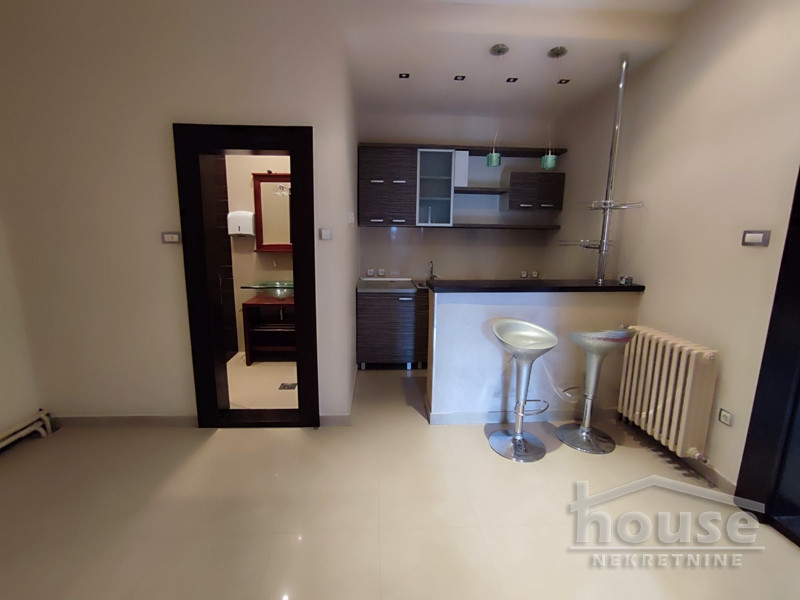 Kuće,NOVI SAD,BETANIJA 200m2,1650€ , ID: 9110170 14