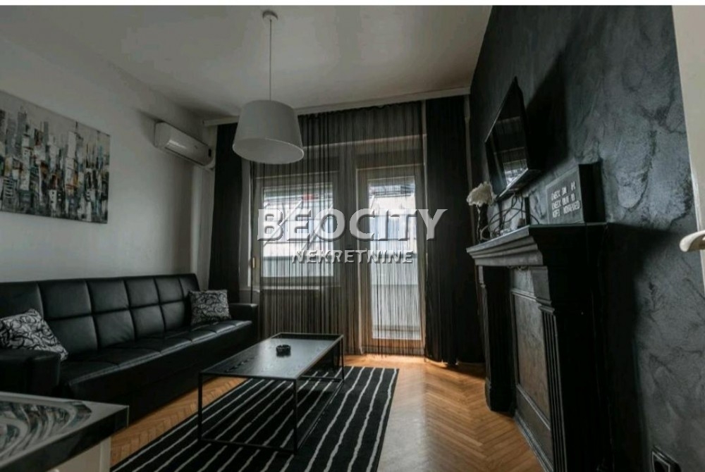 Dvosoban stan, 40 m2, Novi Sad, Zmaj Jovina ID: 102555 1