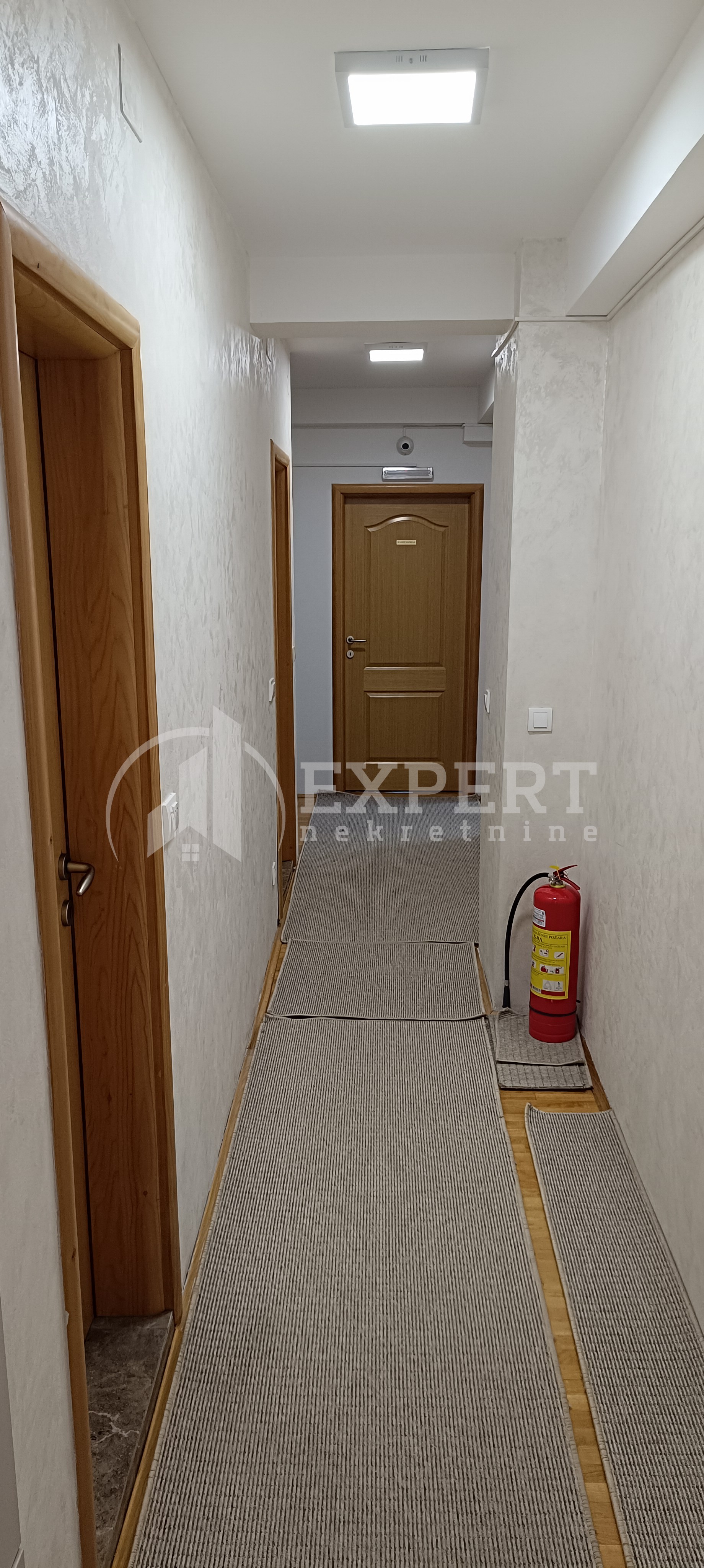 Lokal, 93 m2, Crveni Pevac, Generala Bože Jankovića ID: i-012735 15