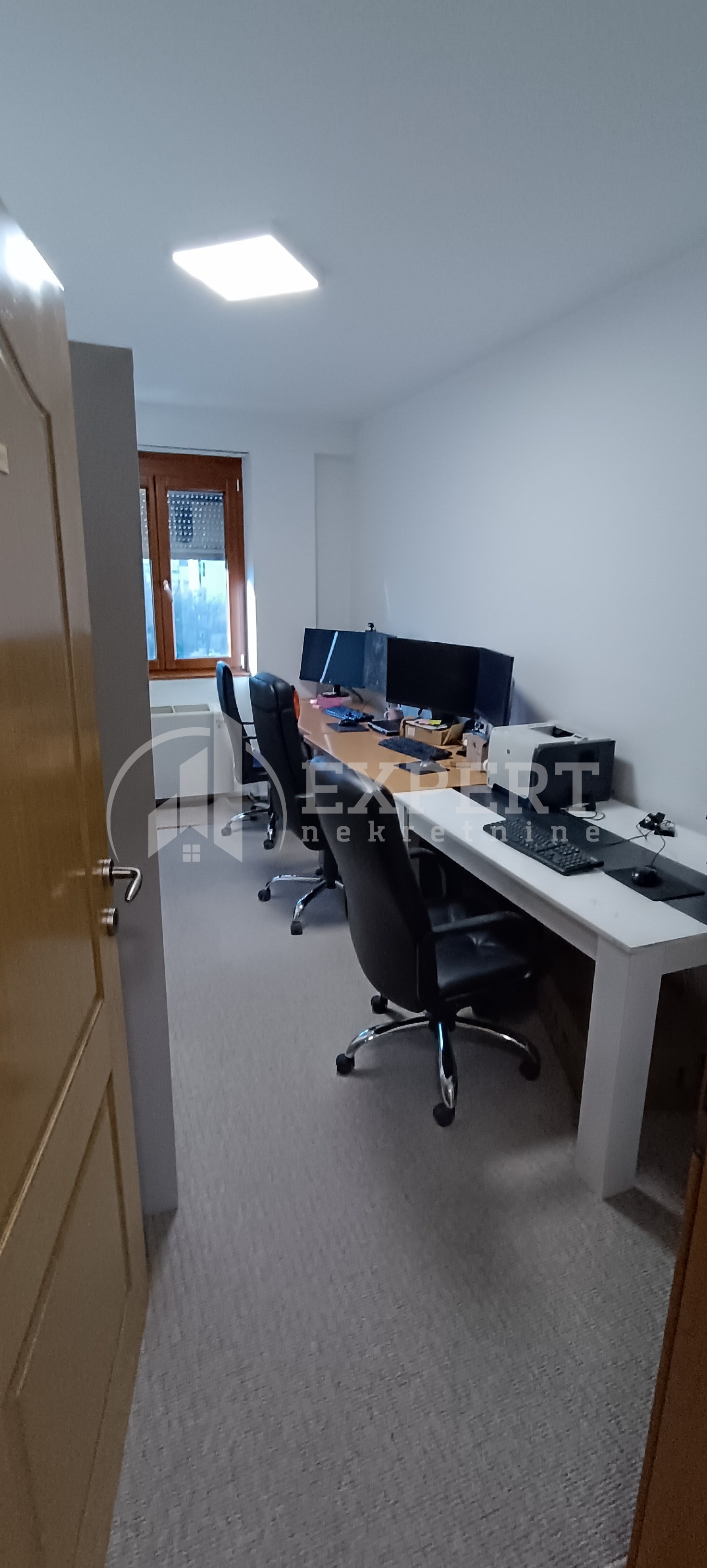 Lokal, 93 m2, Crveni Pevac, Generala Bože Jankovića ID: i-012735 9