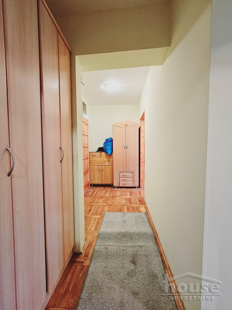 Stan,NOVI SAD,BULEVAR 49m2,131220€ , ID: 1061843 11