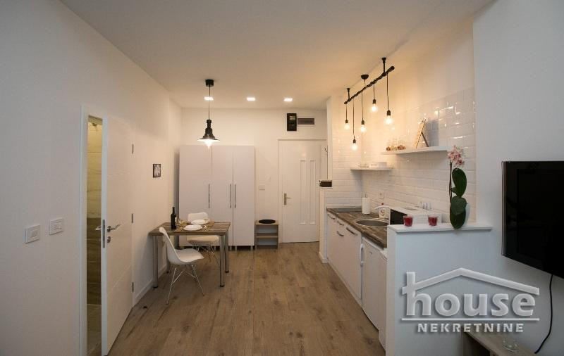 Stanovi,NOVI SAD,CENTAR 26m2,450€ , ID: 9116757 6