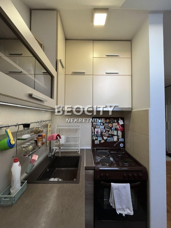 četvorosoban stan, 77 m2, Somborski bulevar, Somborska ID: 114189 2