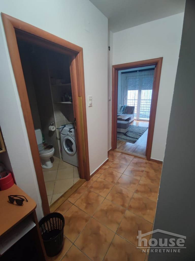 Stan,NOVI SAD,BULEVAR 28m2,92700€ , ID: 1060555 5