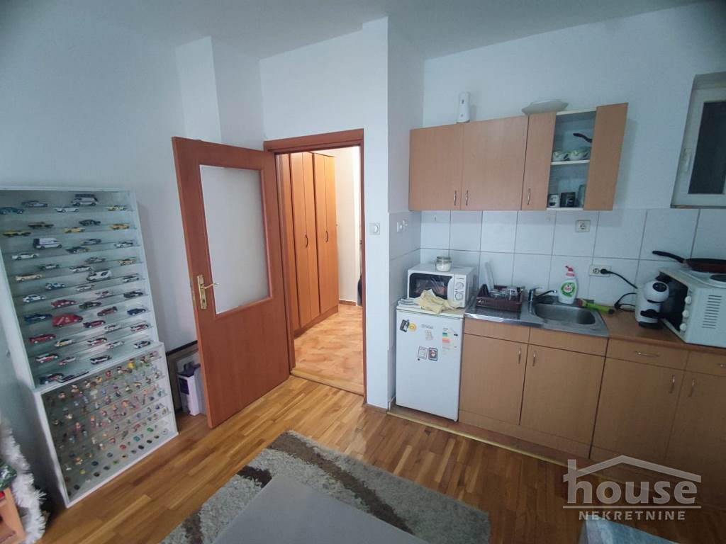 Stan,NOVI SAD,BULEVAR 28m2,92700€ , ID: 1060555 10