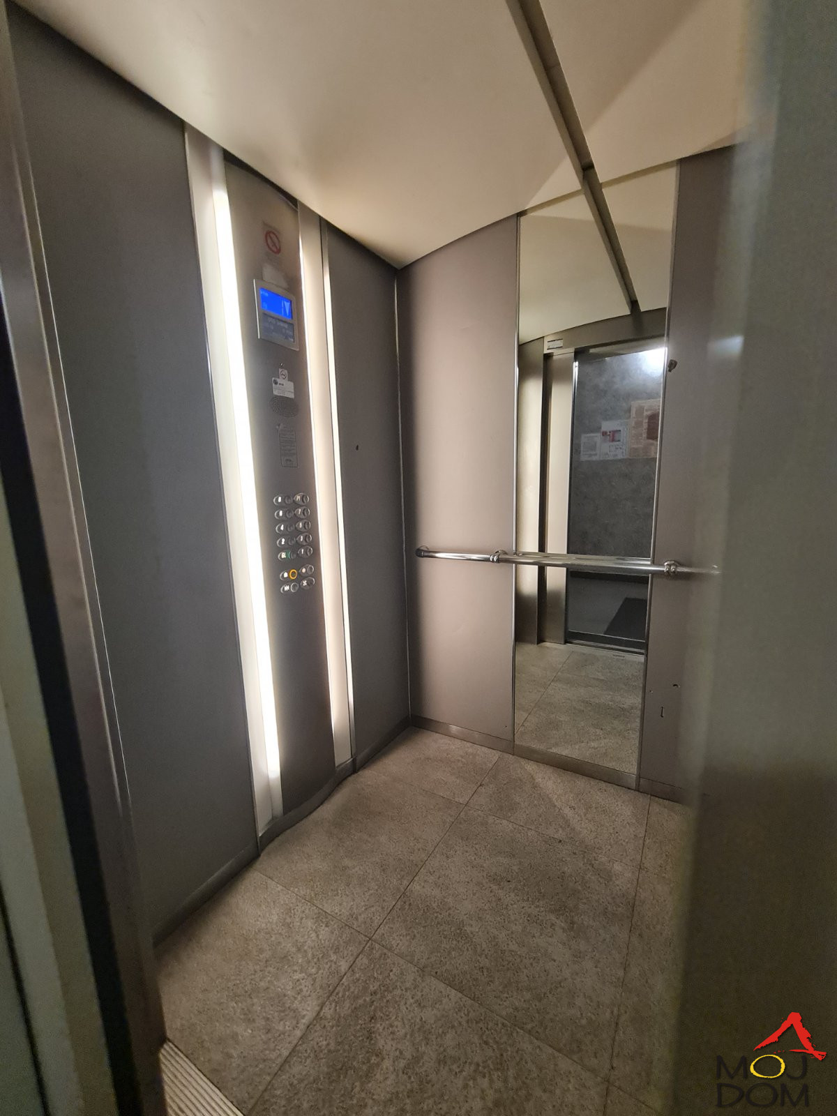 Stan,NOVI SAD,BULEVAR,kv: 108, € 298100, ID: 1028142 18