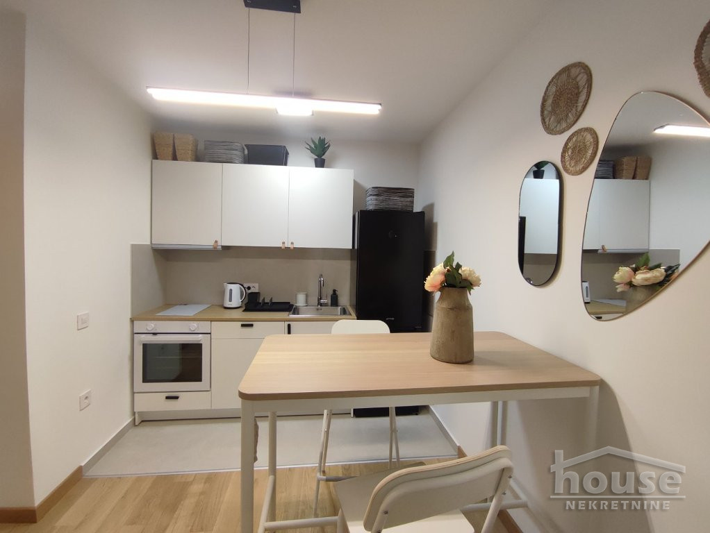 Stanovi,NOVI SAD,CENTAR 40m2,600€ , ID: 9116763 8