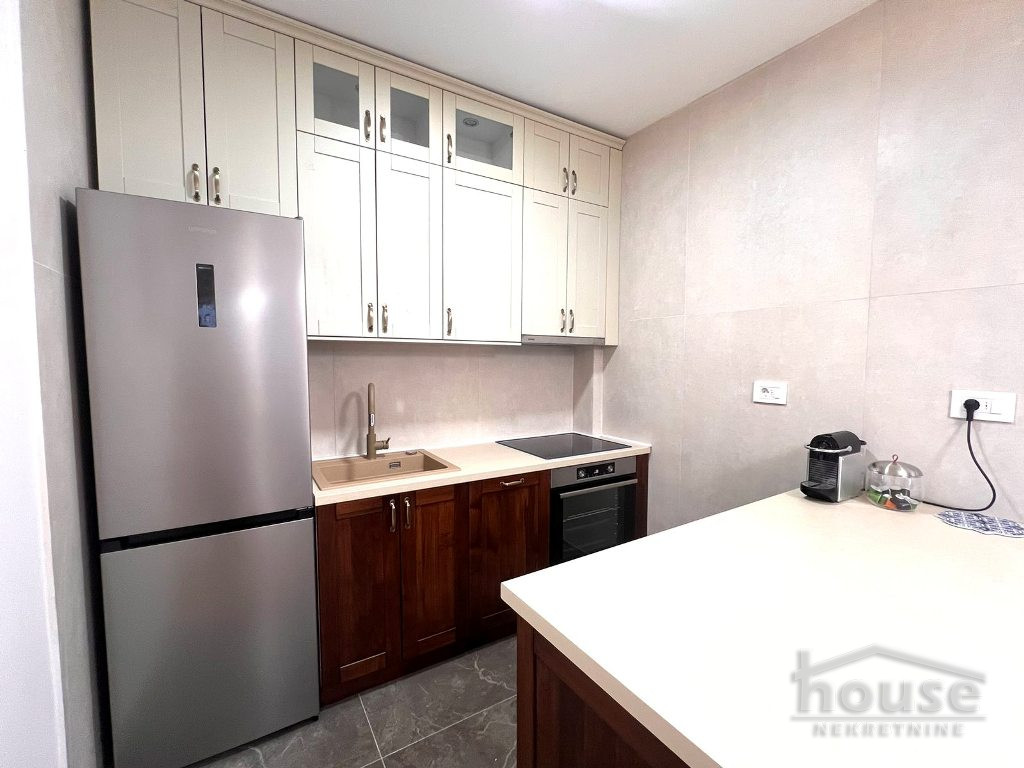 Stanovi,NOVI SAD,GRBAVICA 47m2,600€ , ID: 9116754 8