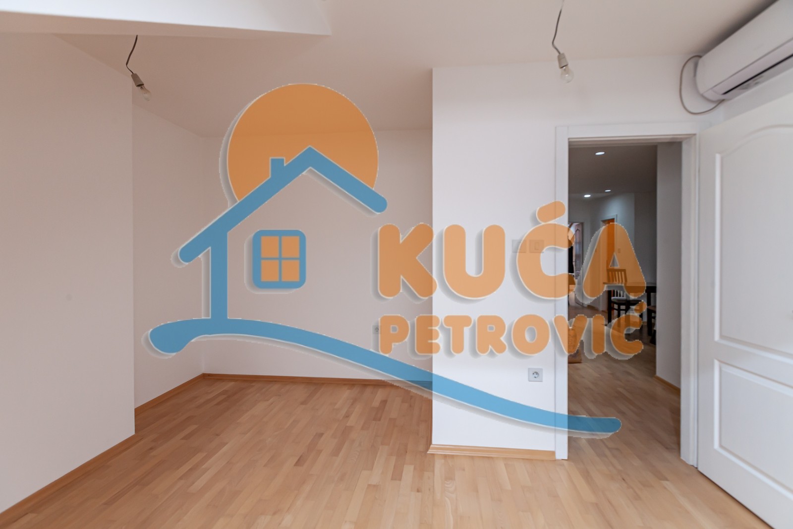 četvorosoban stan, 149 m2, Pantelej, Studenička ID: p-012772 9