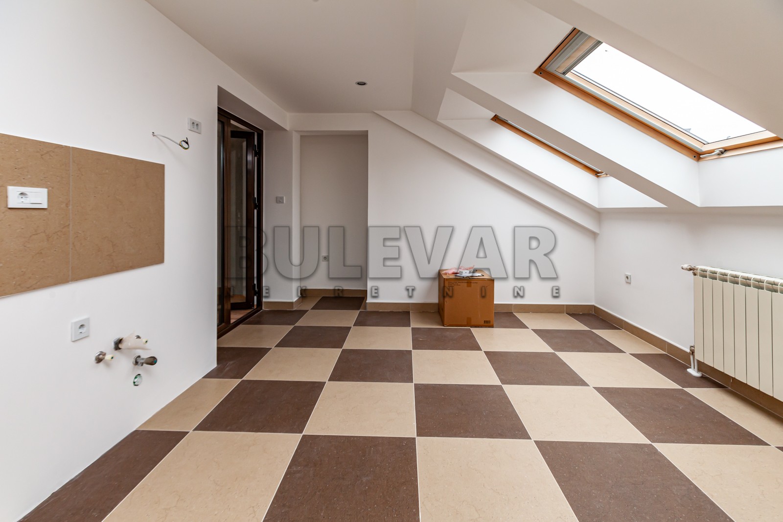 četvorosoban stan, 149 m2, Pantelej, Studenička ID: p-012772 6