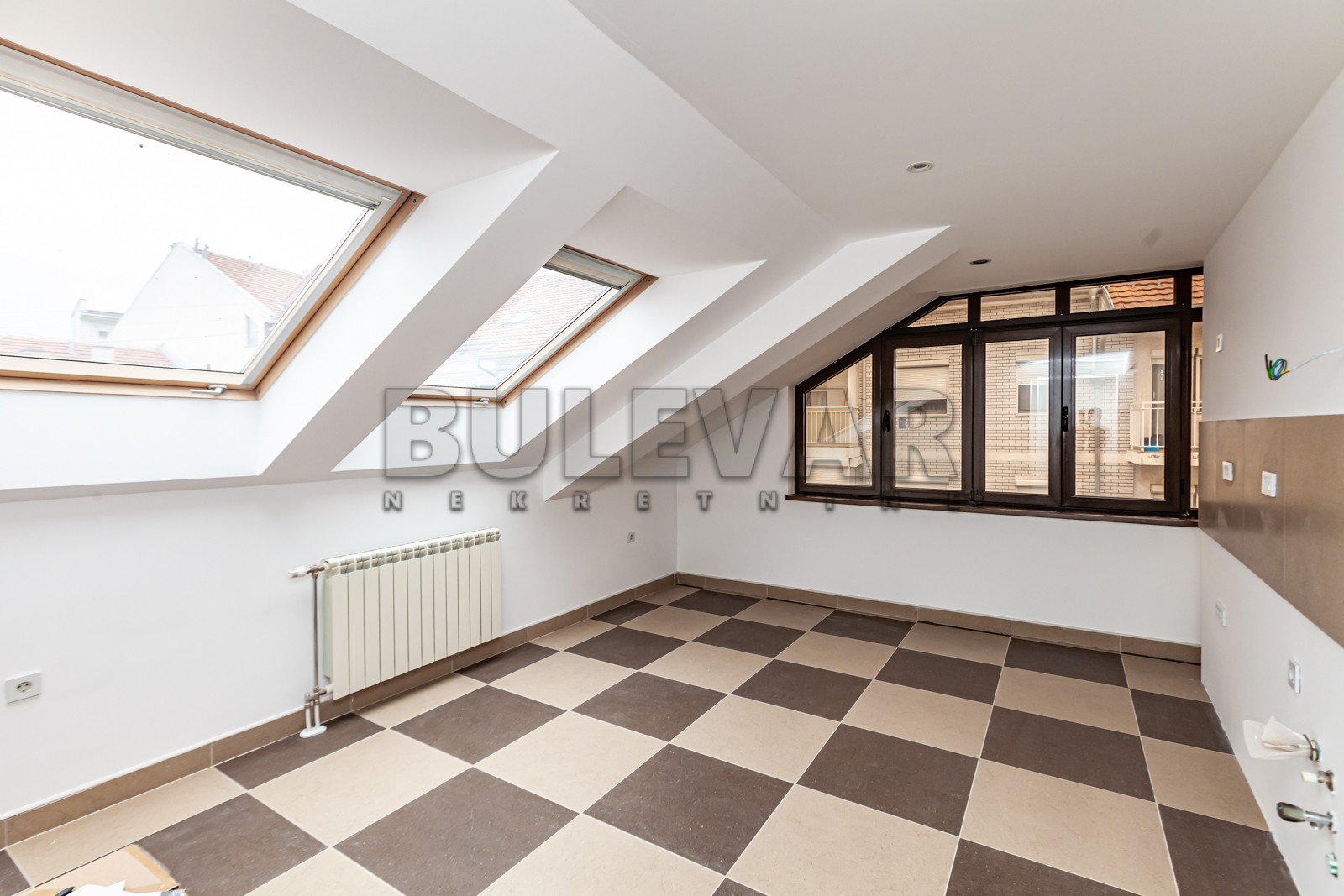 četvorosoban stan, 149 m2, Pantelej, Studenička ID: p-012772 7