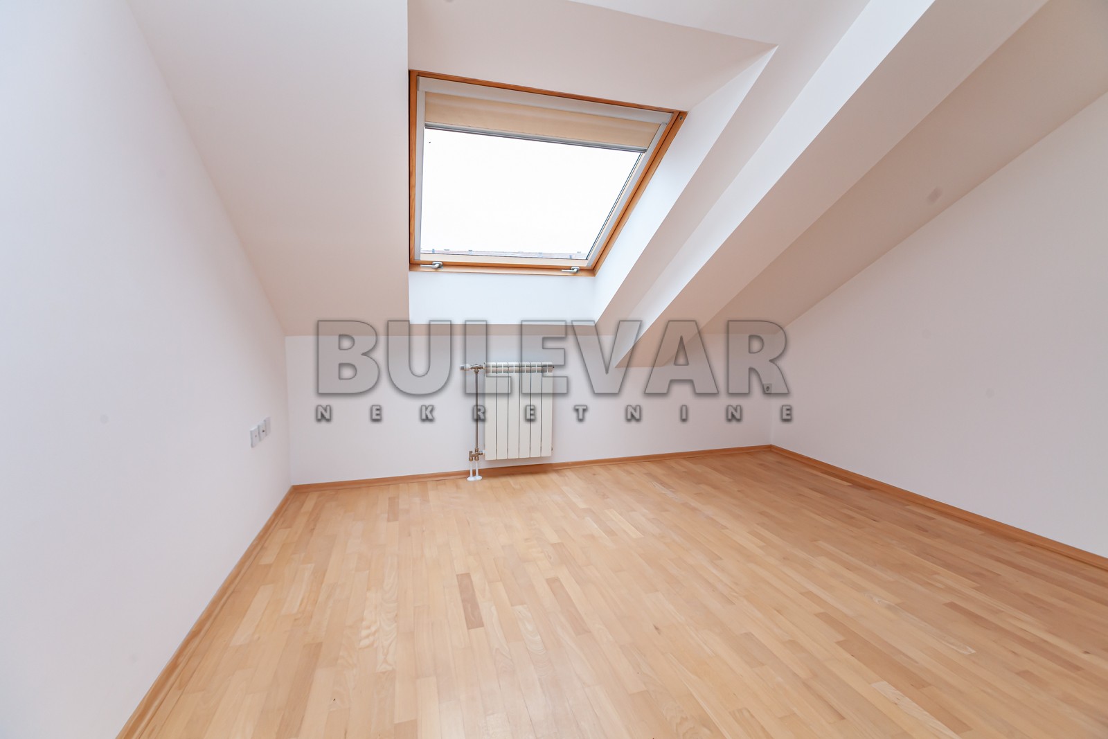 četvorosoban stan, 149 m2, Pantelej, Studenička ID: p-012772 8