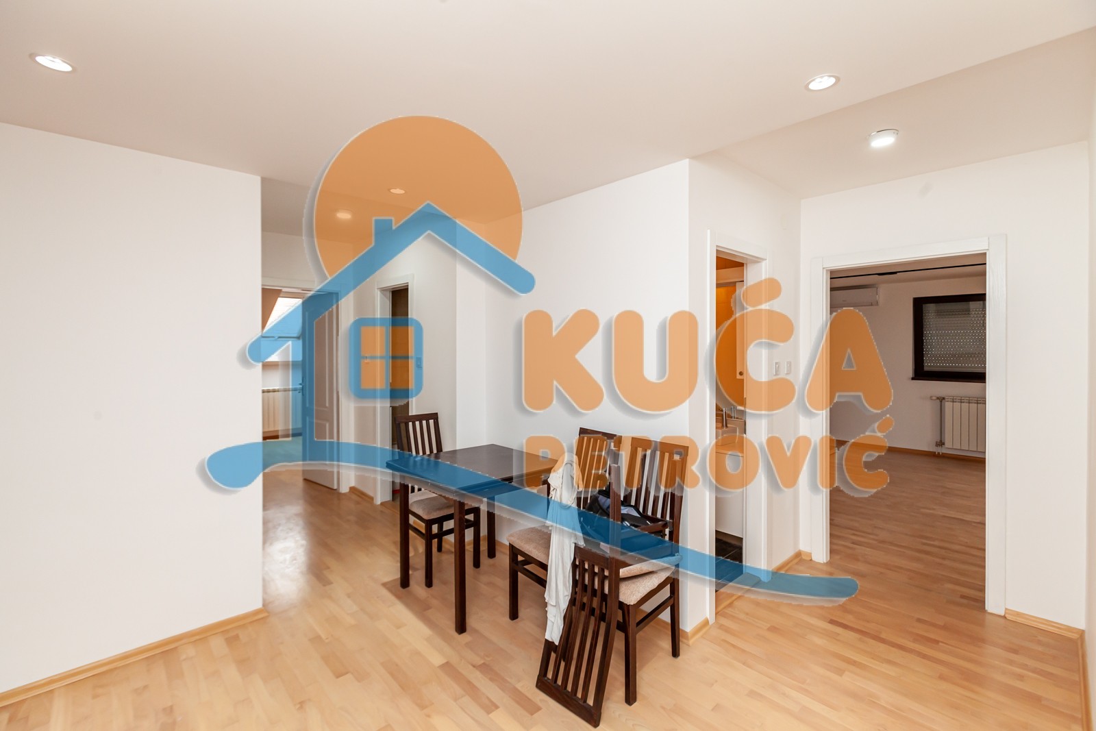 četvorosoban stan, 149 m2, Pantelej, Studenička ID: p-012772 16