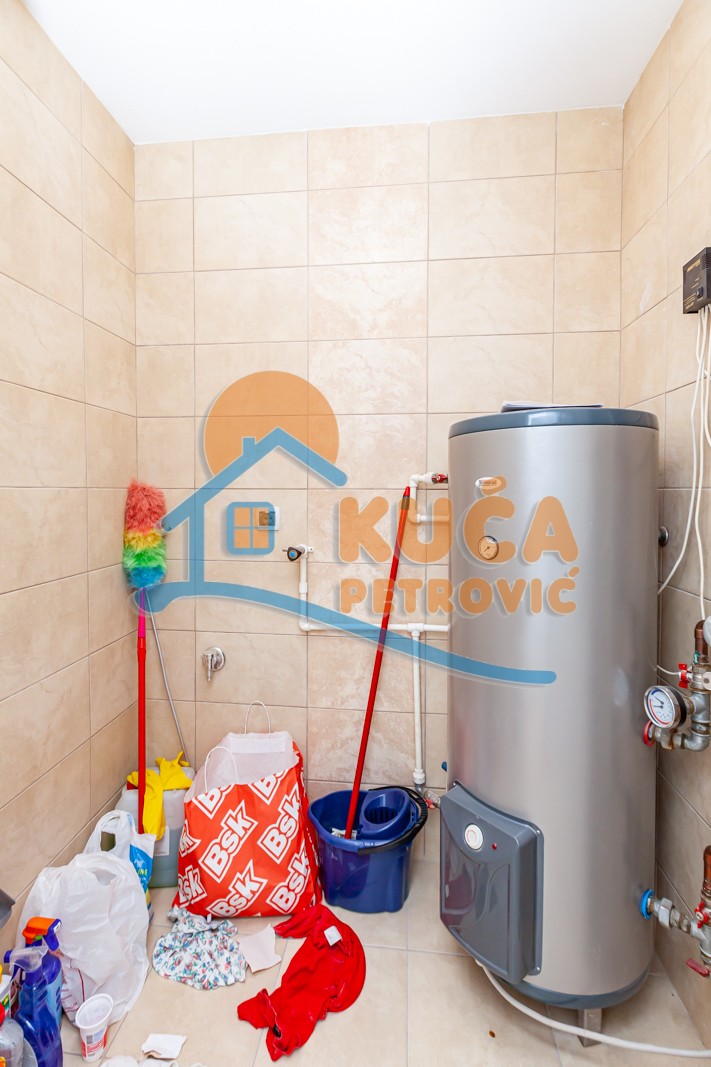 četvorosoban stan, 149 m2, Pantelej, Studenička ID: p-012772 21