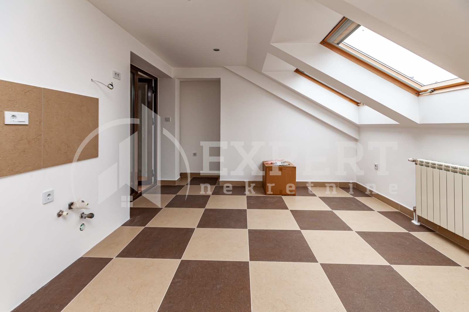 četvorosoban stan, 149 m2, Pantelej, Studenička ID: p-012772 6