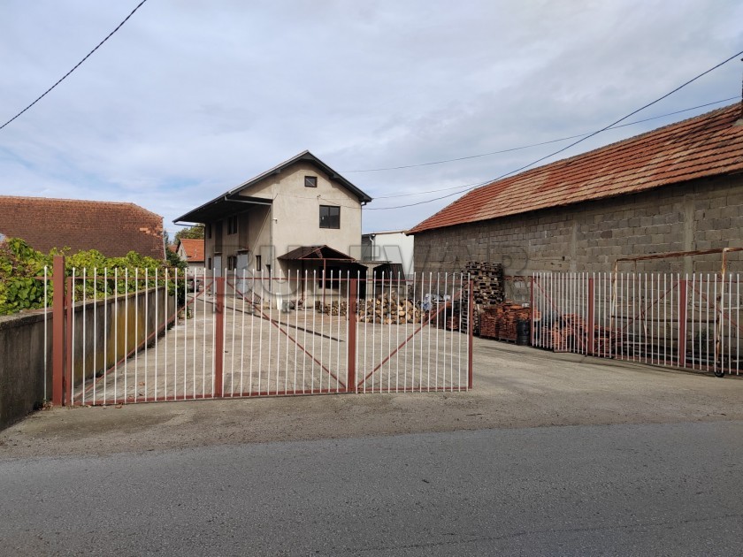 Lokal, 1200 m2, Crveni krst, Stevana Sinđelića ID: i-012768 9