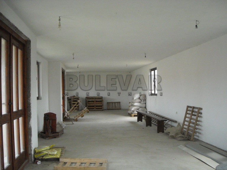 Lokal, 1200 m2, Crveni krst, Stevana Sinđelića ID: i-012768 6