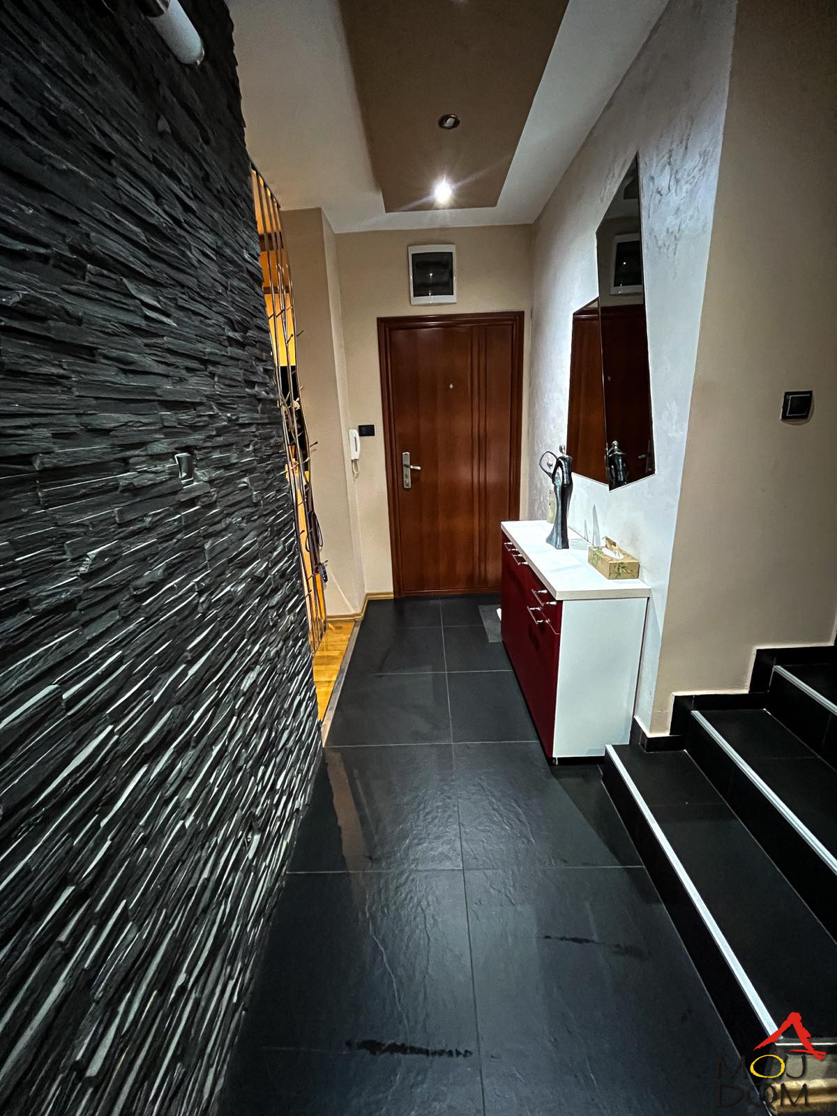 Stan,NOVI SAD,SOMBORSKI BULEVAR,kv: 139, € 285000, ID: 1029314 18