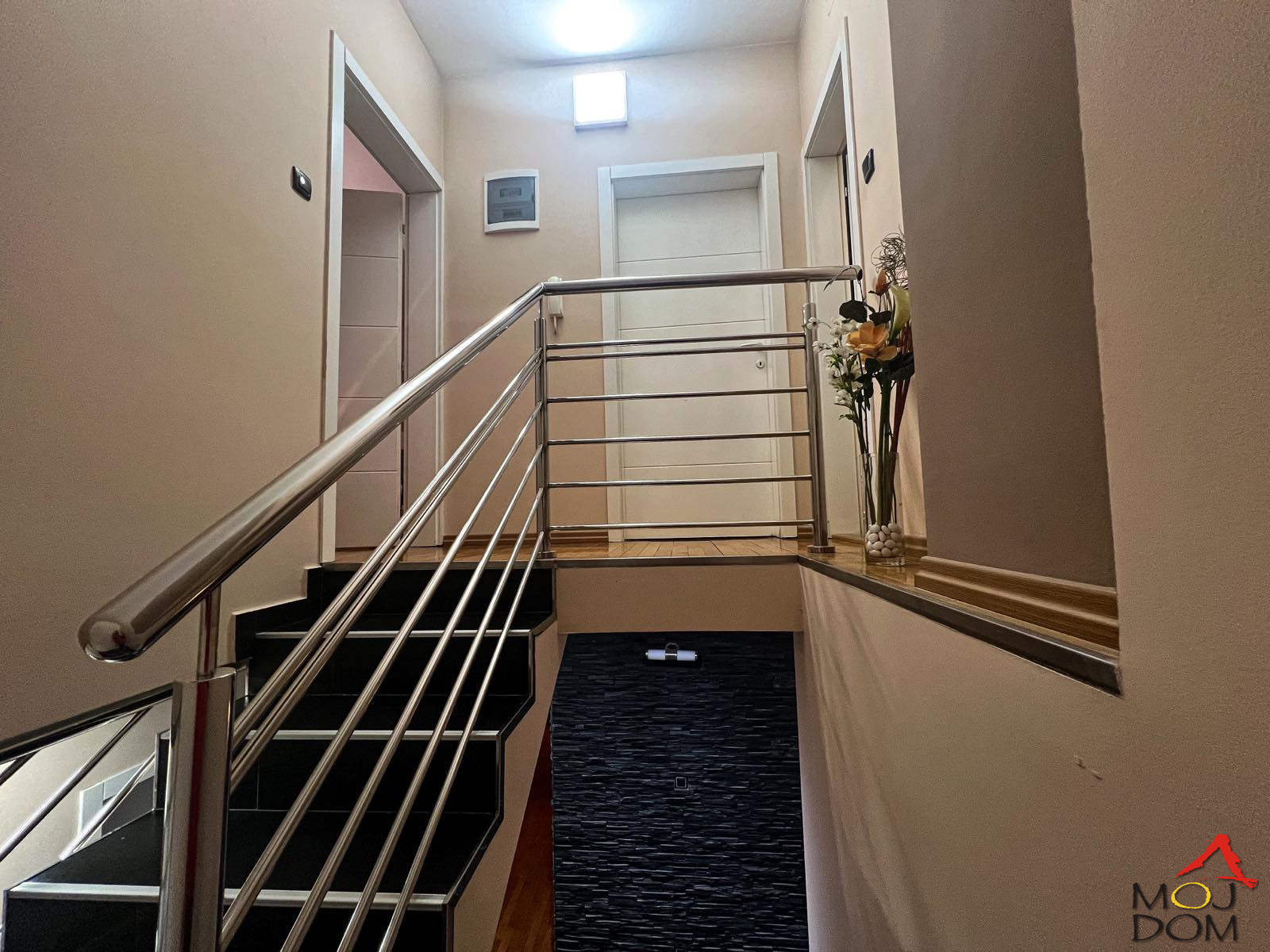 Stan,NOVI SAD,SOMBORSKI BULEVAR,kv: 139, € 285000, ID: 1029314 19