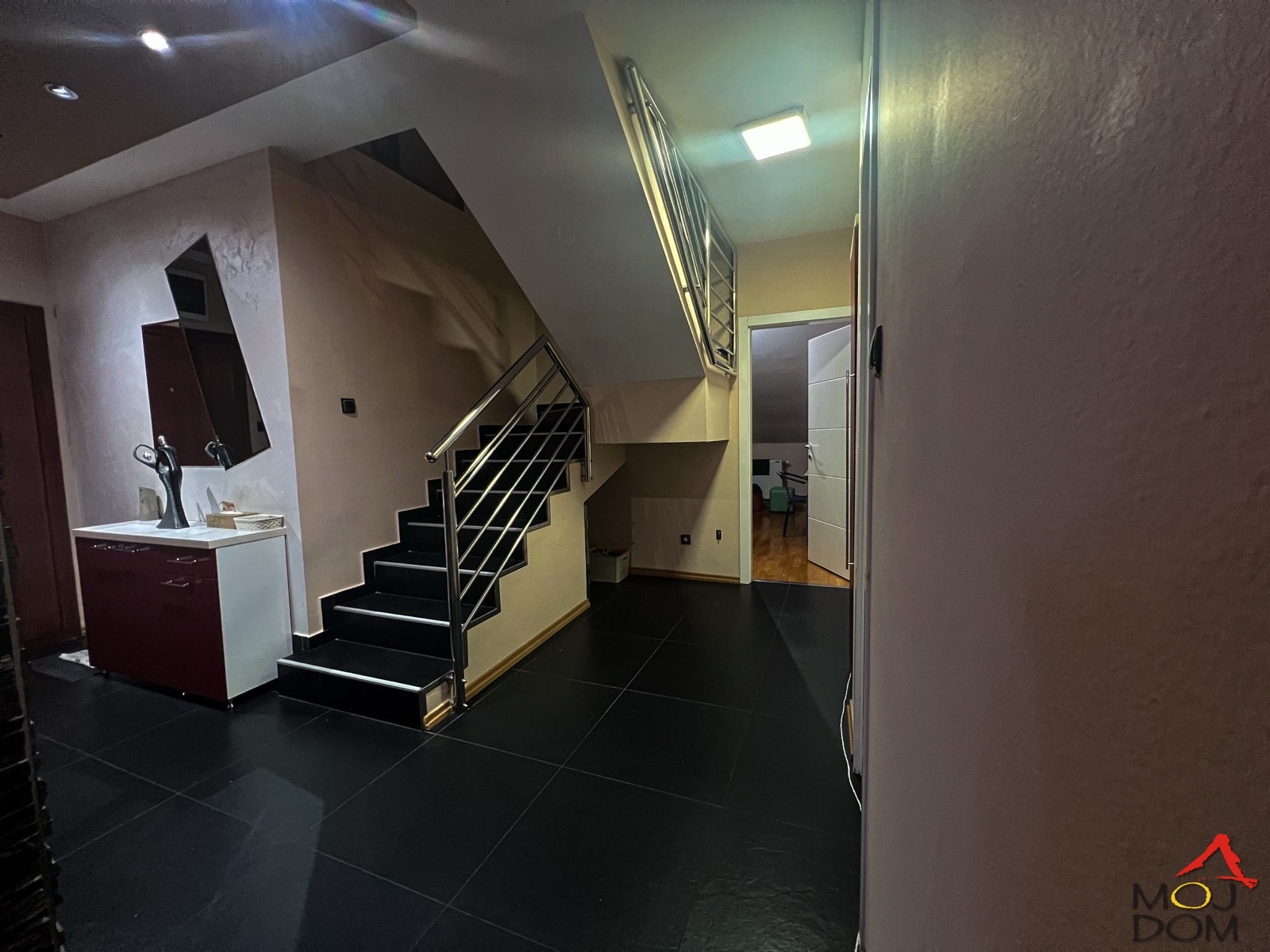 Stan,NOVI SAD,SOMBORSKI BULEVAR,kv: 139, € 285000, ID: 1029314 17