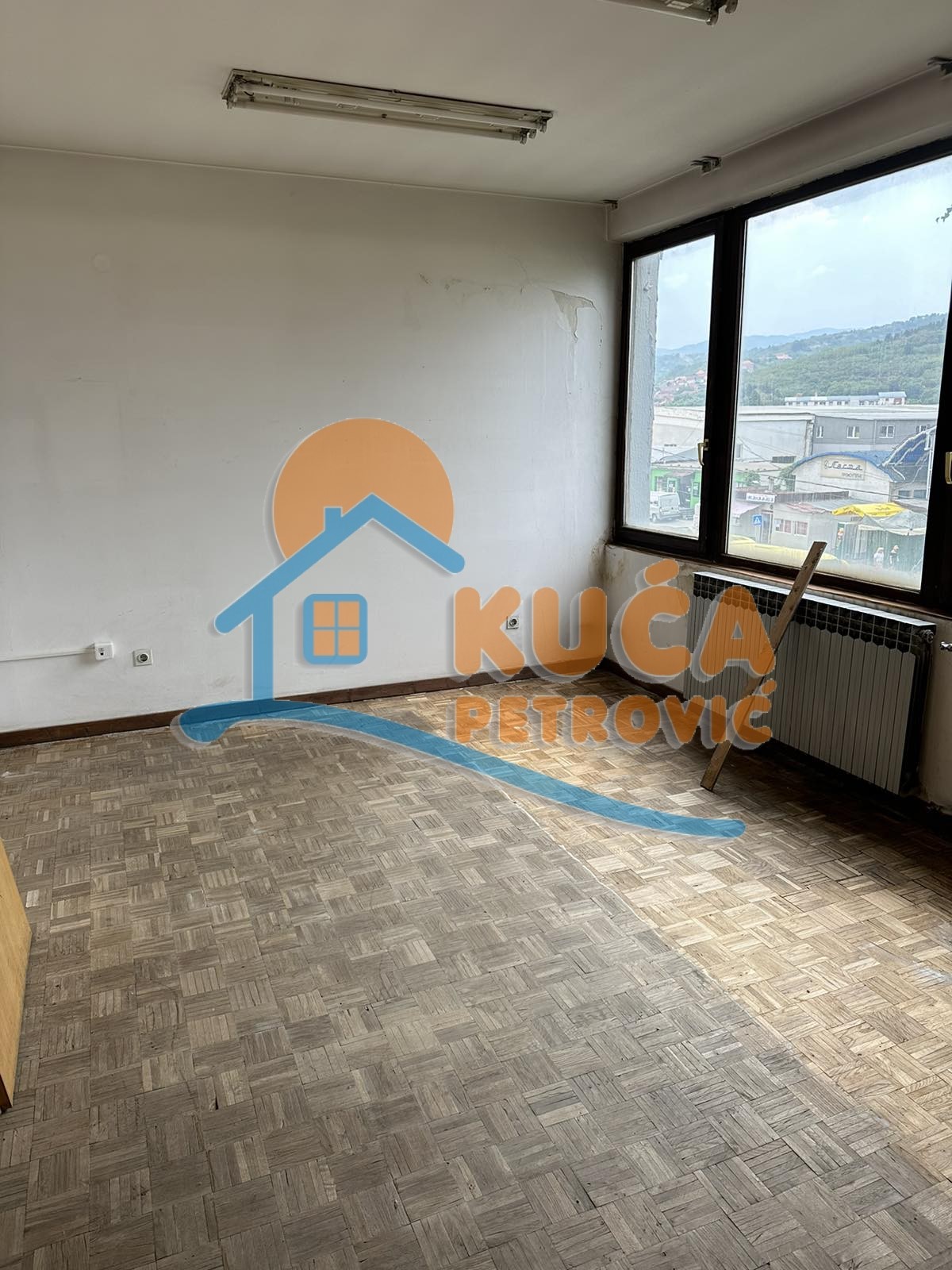 Lokal, 1240 m2, 9. oktobra ID: p-012786 6