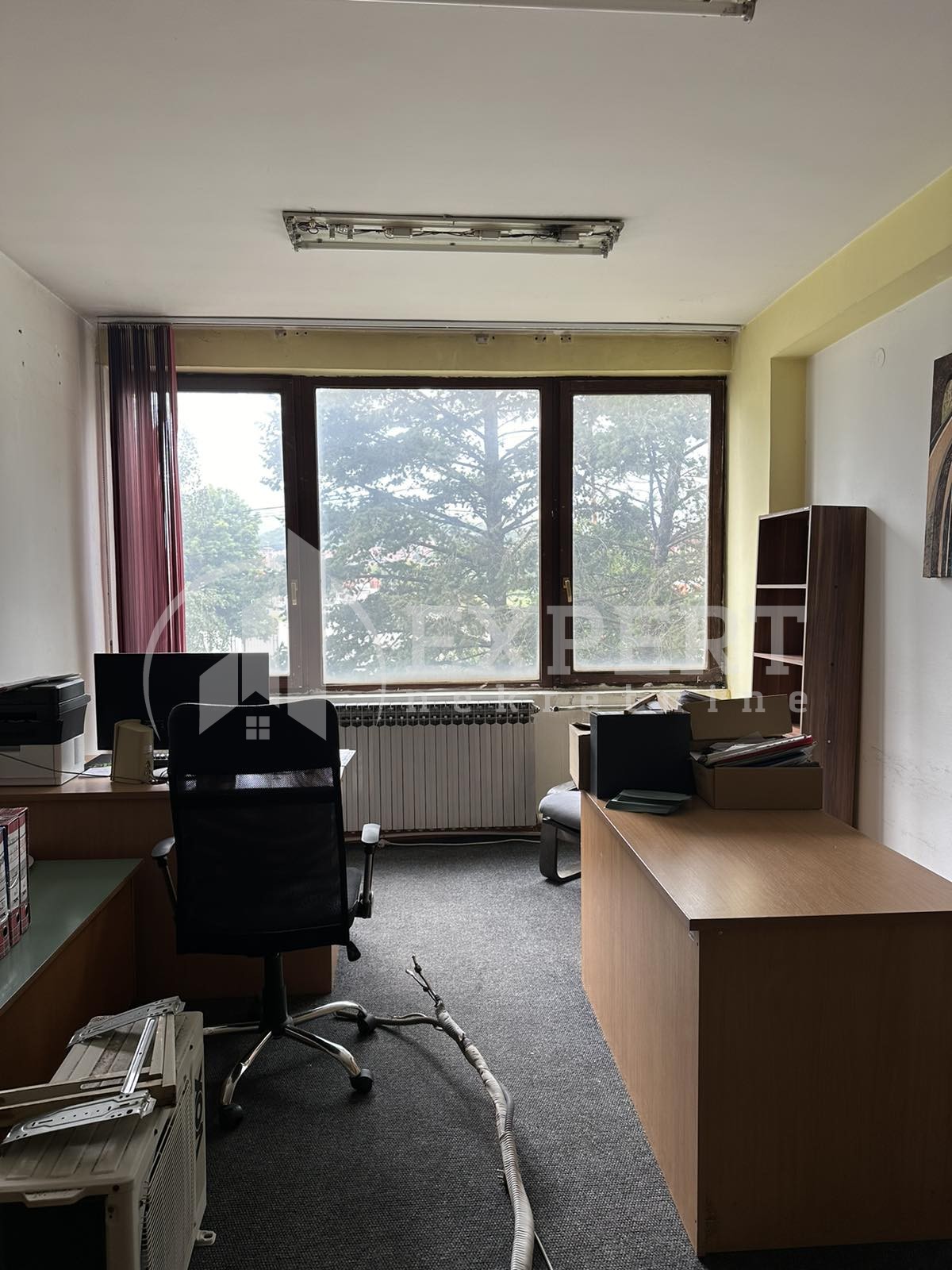 Lokal, 1240 m2, 9. oktobra ID: p-012786 9