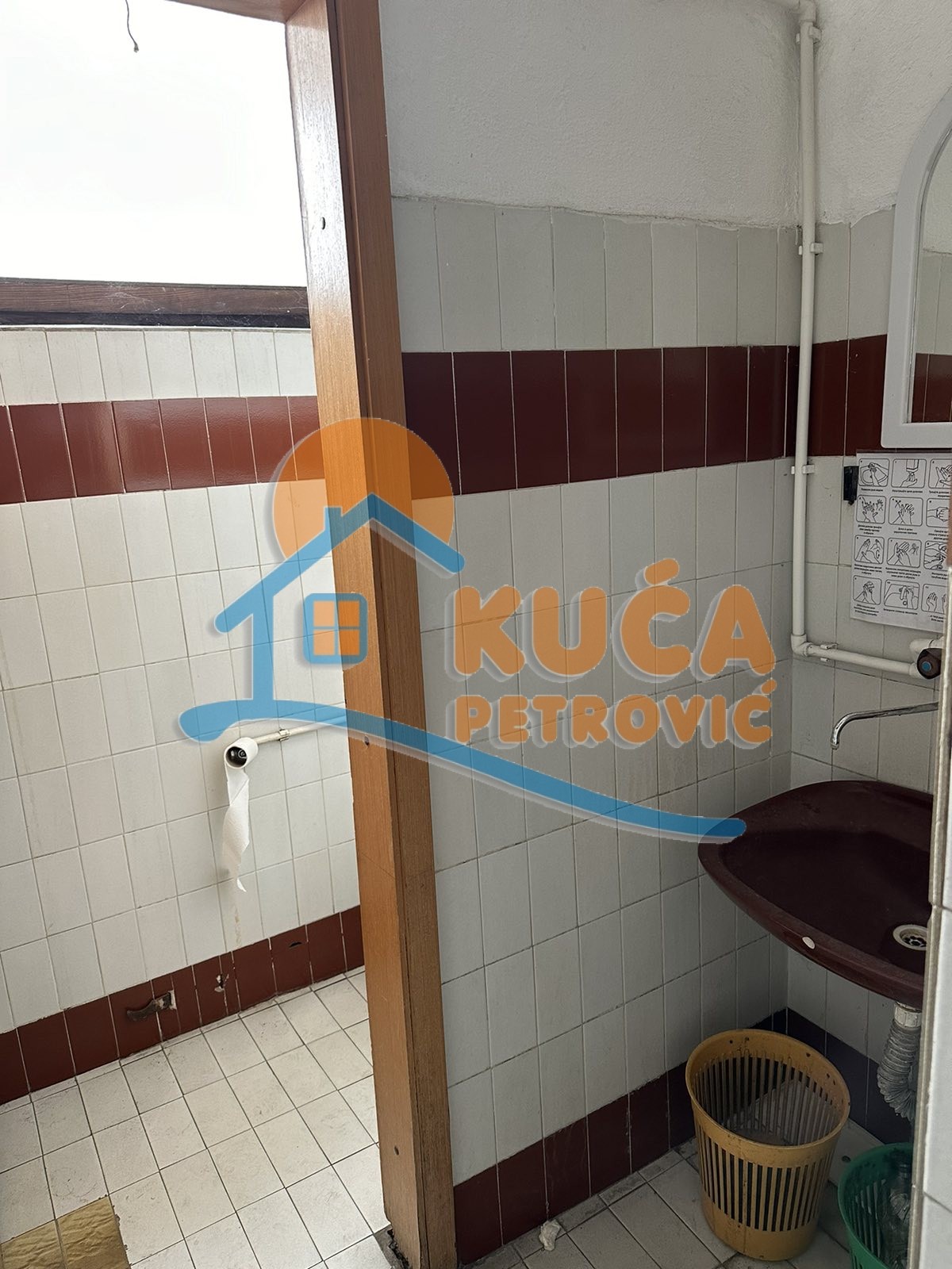 Lokal, 1240 m2, 9. oktobra ID: p-012786 12