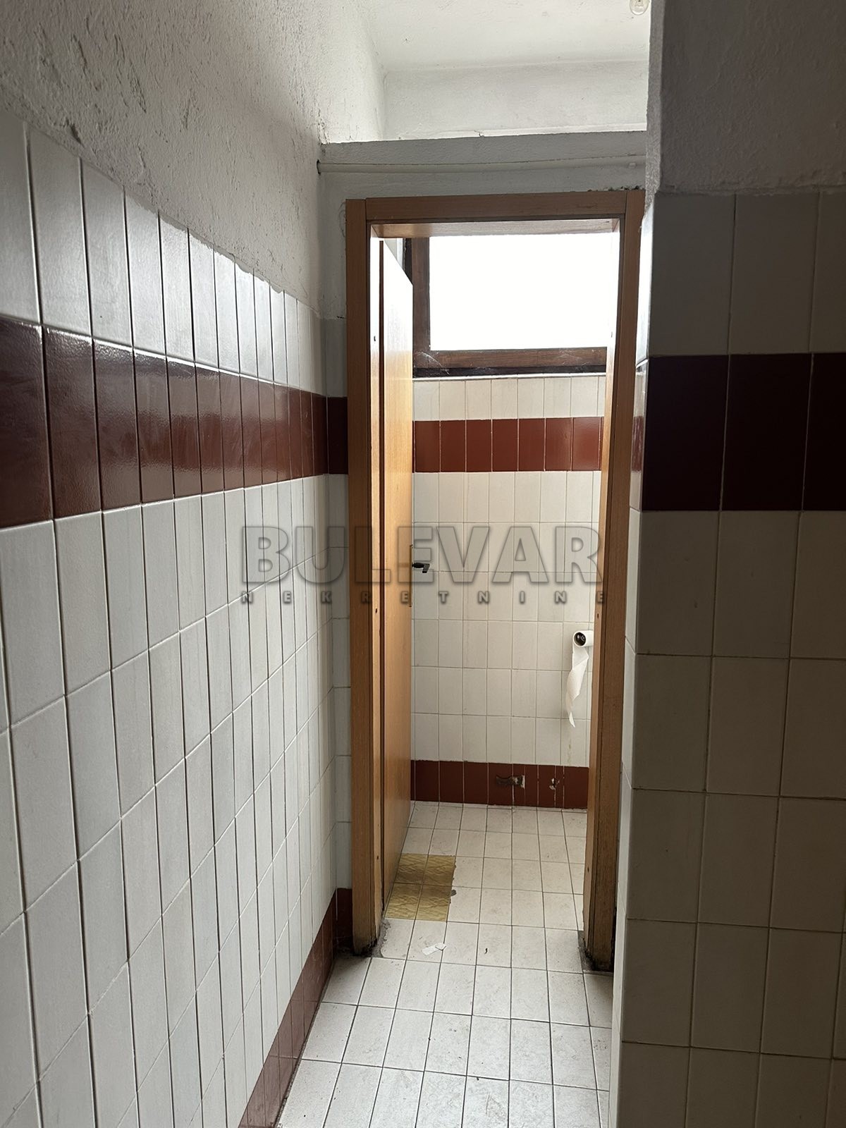 Lokal, 1240 m2, 9. oktobra ID: p-012786 13