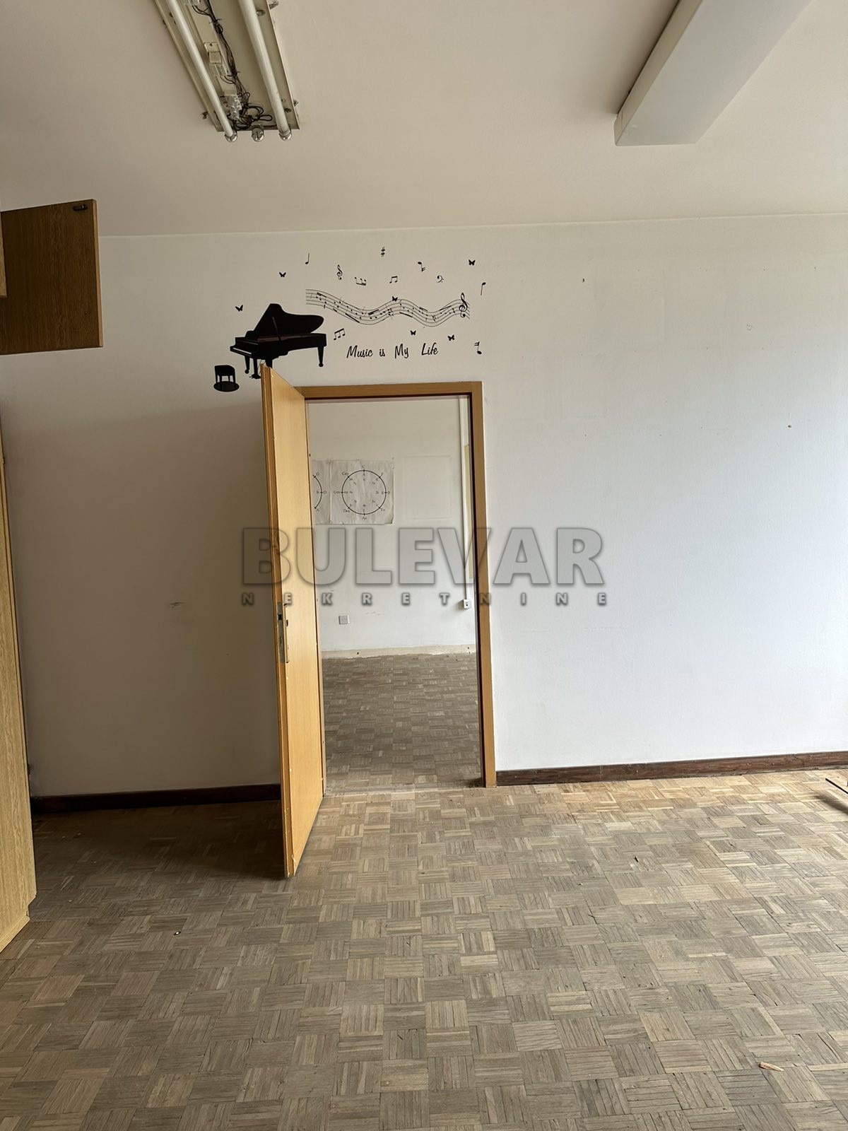 Lokal, 1240 m2, 9. oktobra ID: p-012786 7