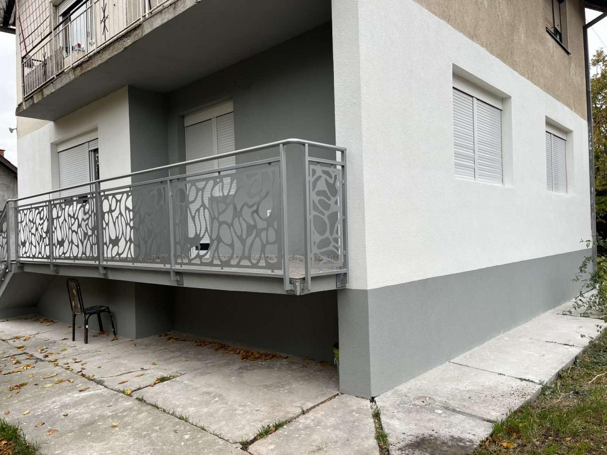 Trosoban stan u centru Ćuprije 3