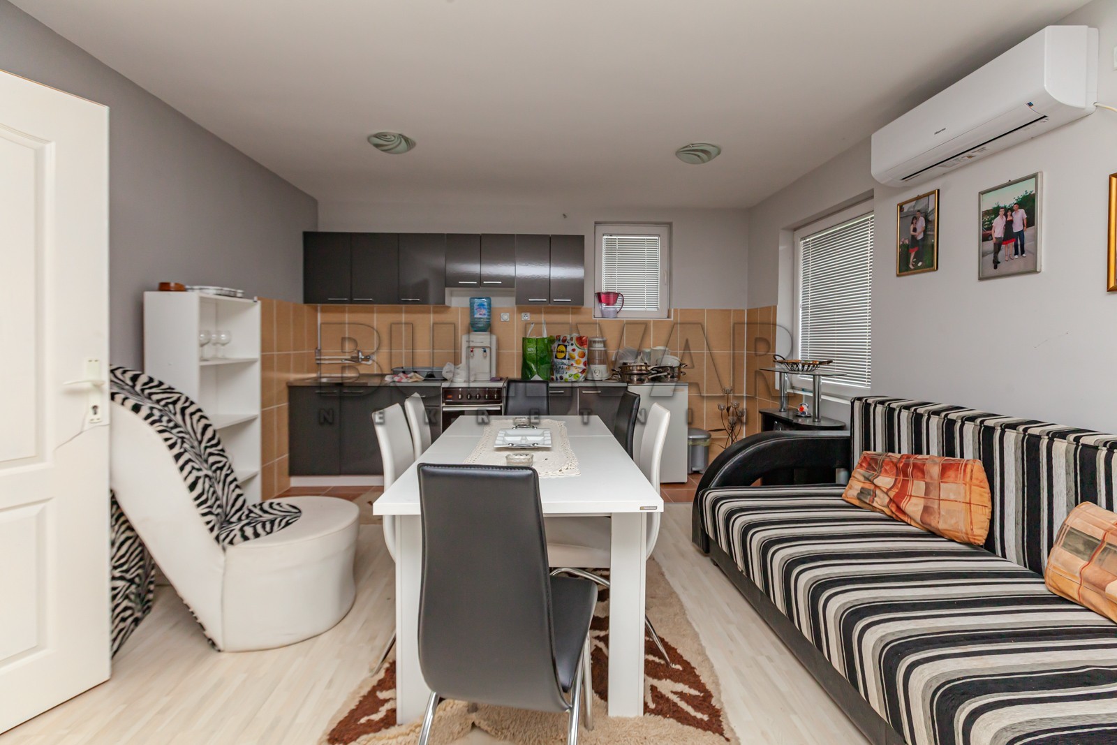 četvorosobna kuća, 200 m2, Njegoševa ID: p-012801 2