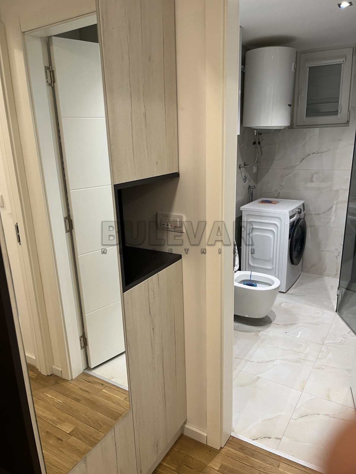 Jednosoban stan, 43 m2, Pantelej, Bulevar Svetog Pantelejmona ID: i-012805 12